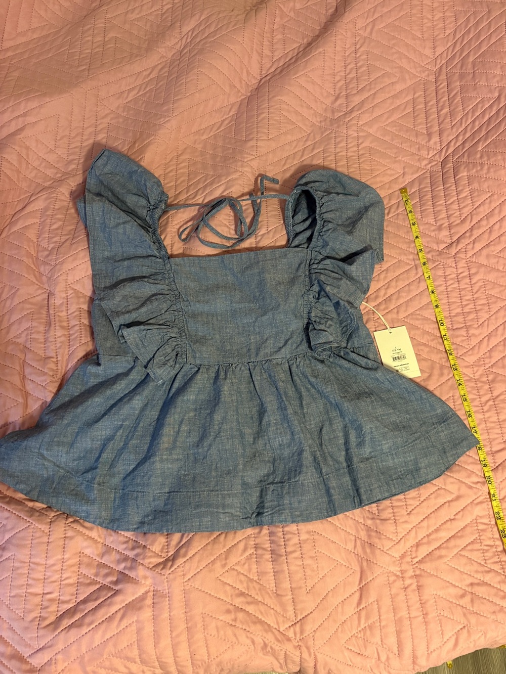 Free Assembly woman’s square neck top